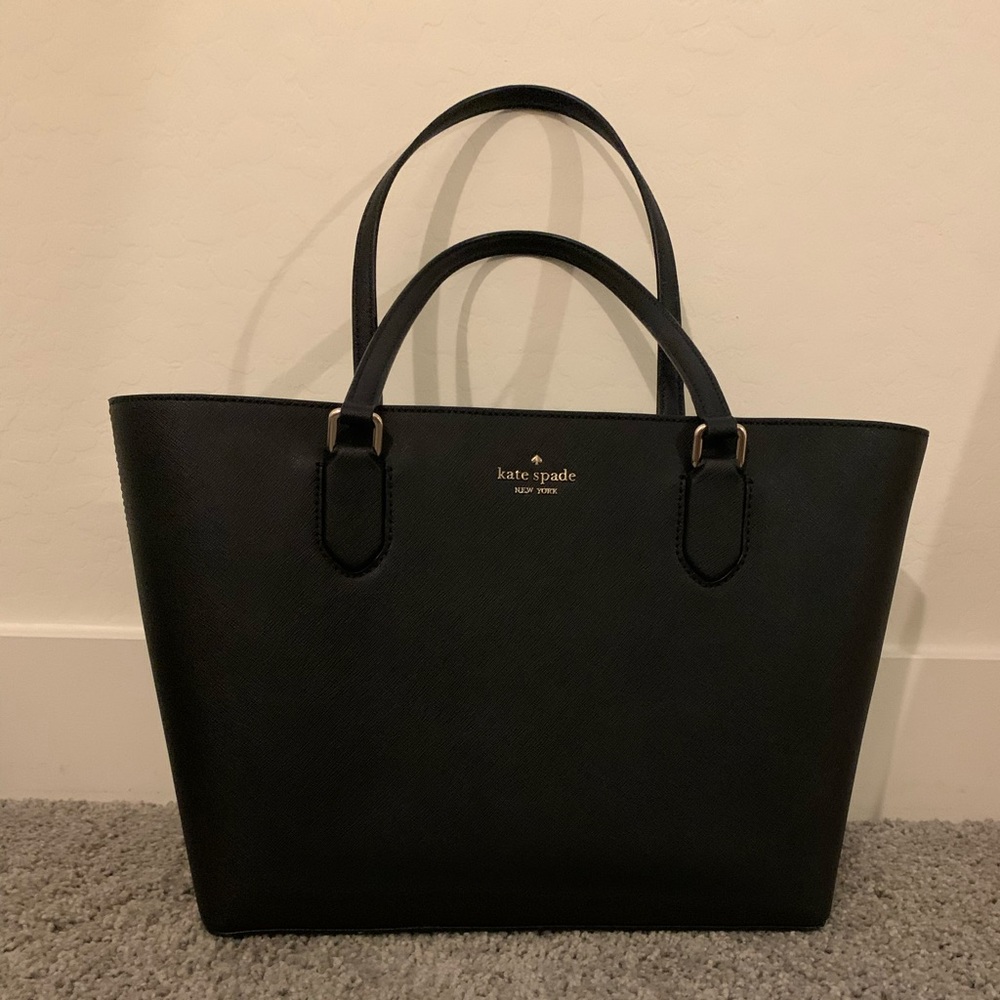 Kate Spade Laurel Way Medium Dally in Black